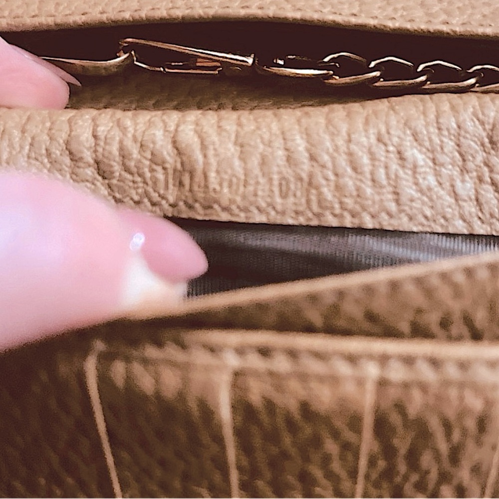 Authentic GUCCI Vintage Jackie Taupe Pebbled Leather Push Clasp Long Wallet WOC - Picture 9 of 10